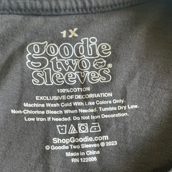 Tiger Rhinestone Shirt - Picture 2 of 2